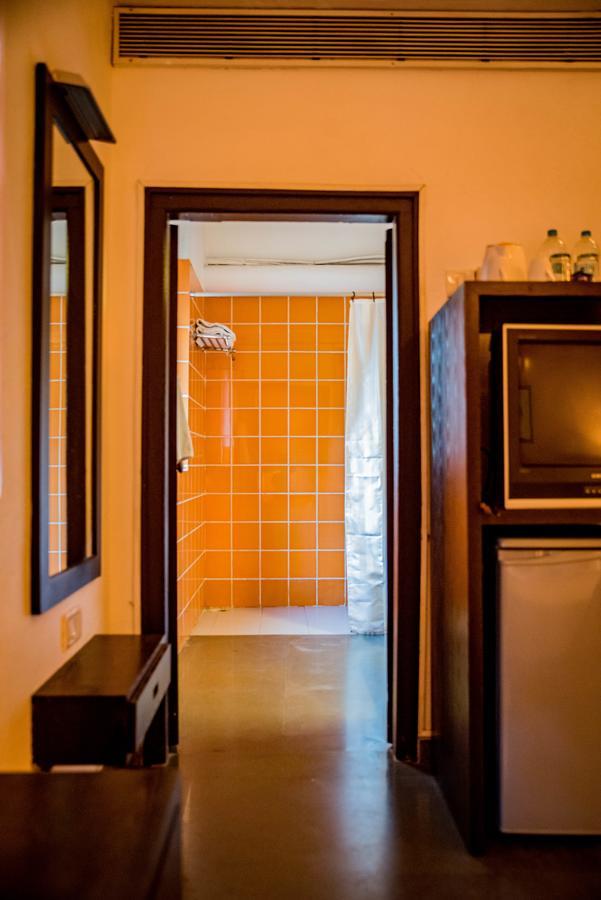 Waters Boutique Hotel By Spectrum Holiday Гоа Екстер'єр фото